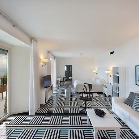 Hotel Bristol Sorrento Luaran gambar