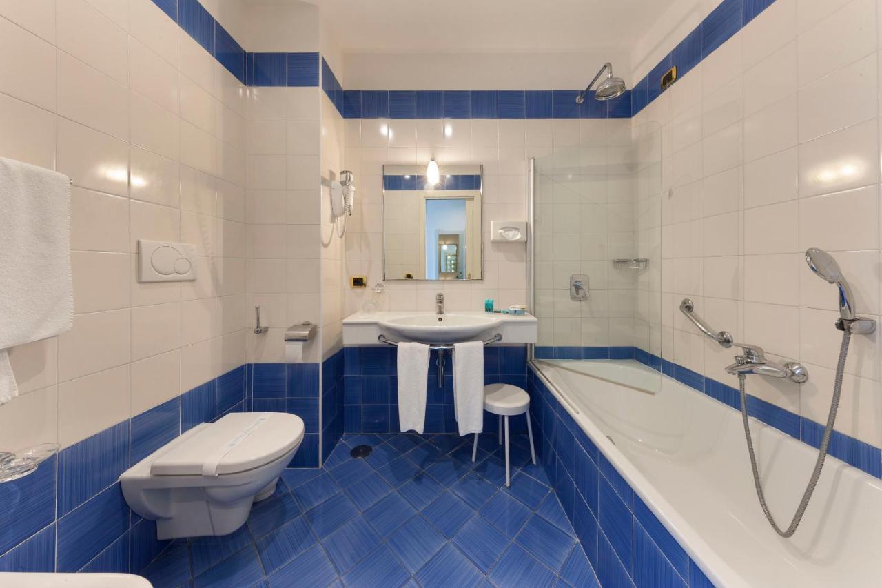 Hotel Bristol Sorrento Luaran gambar