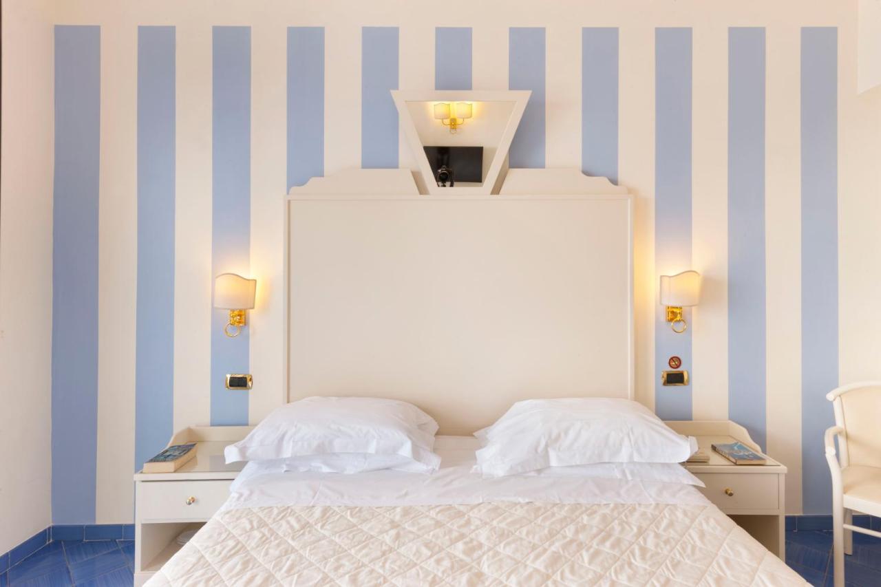 Hotel Bristol Sorrento Luaran gambar
