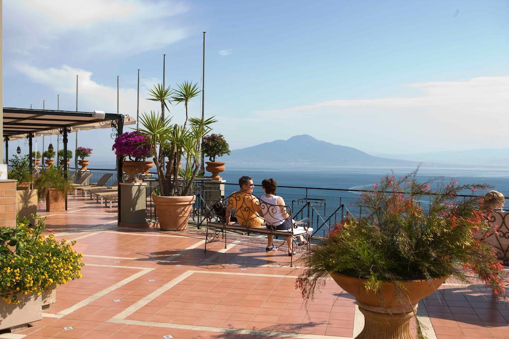 Hotel Bristol Sorrento Luaran gambar