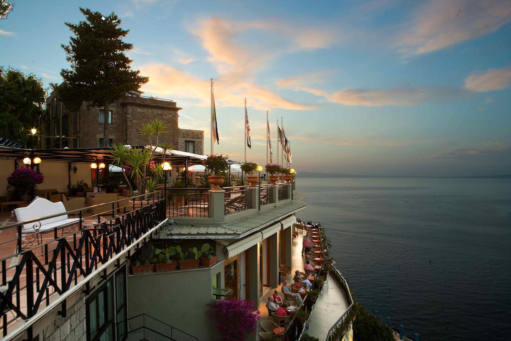 Hotel Bristol Sorrento Luaran gambar