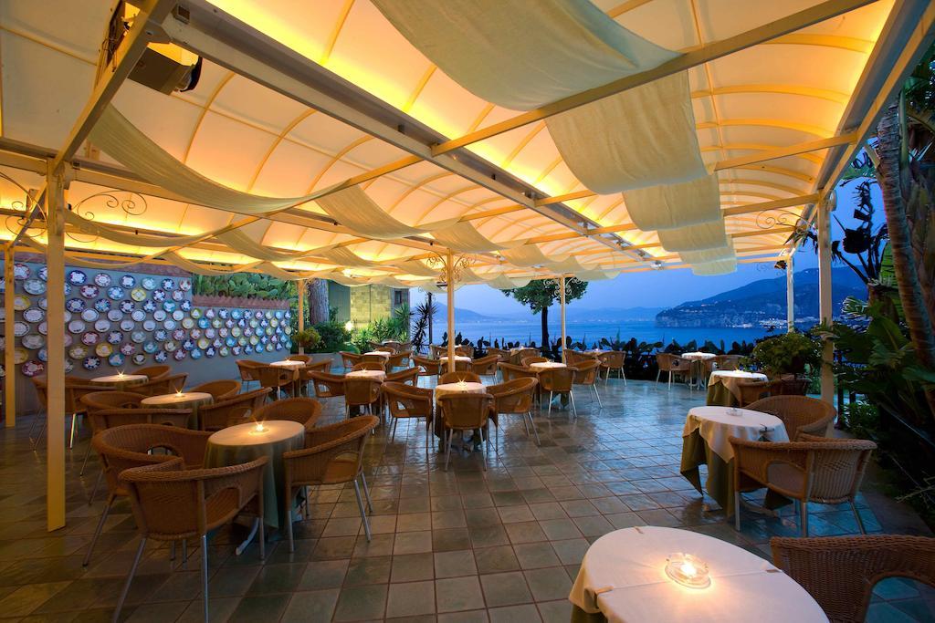 Hotel Bristol Sorrento Luaran gambar