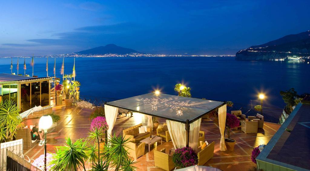 Hotel Bristol Sorrento Luaran gambar