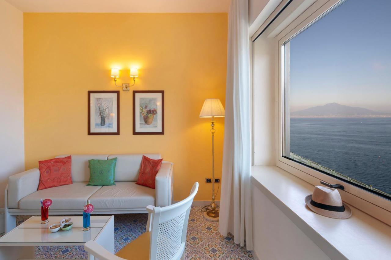 Hotel Bristol Sorrento Luaran gambar